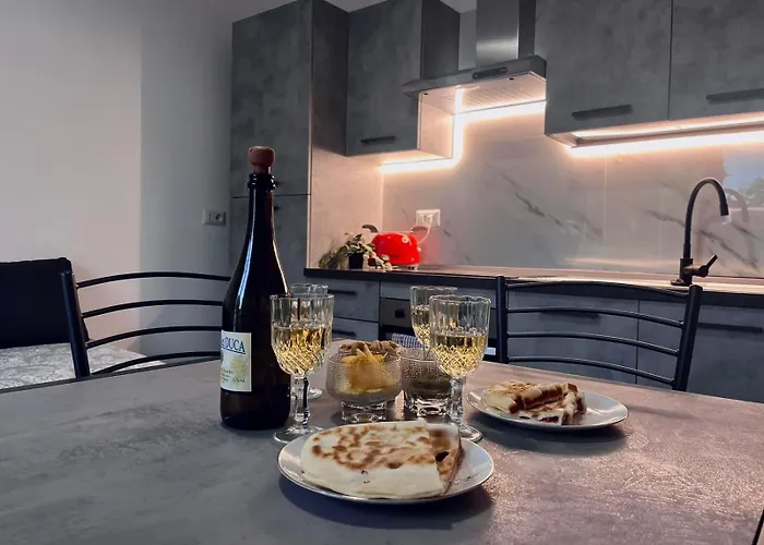 Moderno Vicino * 리미니